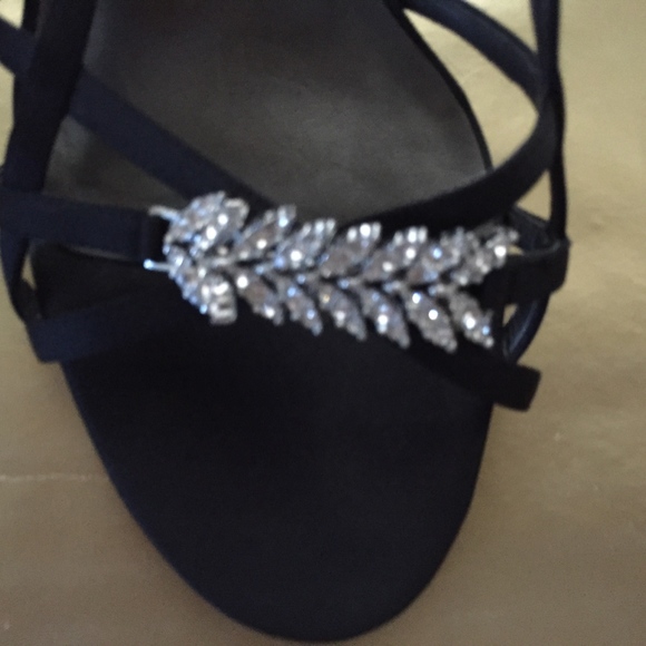 WOMEN'S EVENING SHOES 8.5 M - Picture 2 of 3